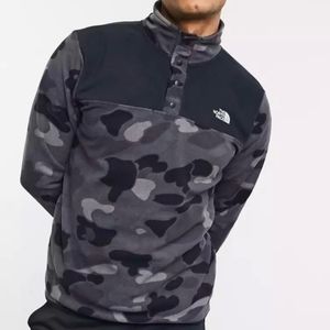 North Face 1/4 Button Up Fleece